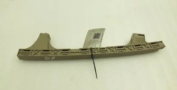 Hyundai Kona I Rear door windshield rail 83560J9000