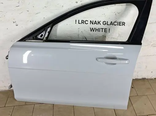 Jaguar XE Front door