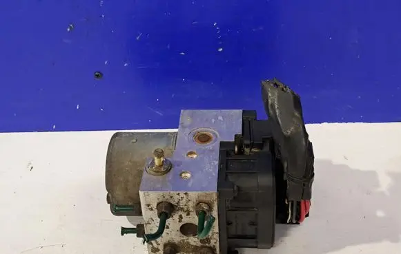 Saab 95 - 96 ABS Pump 0273004223 5390091