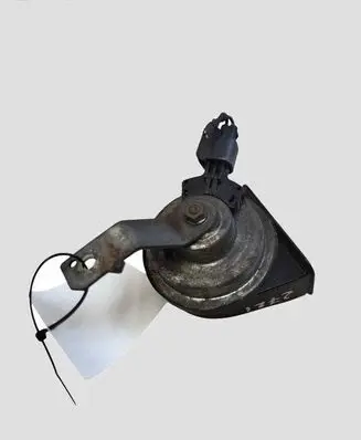 Volvo S80 Horn signal E30055306 A046522