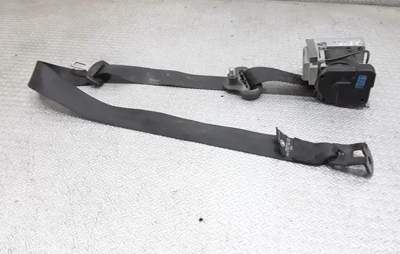 Skoda Octavia Mk1 (1U) Front seatbelt 1U4857702C