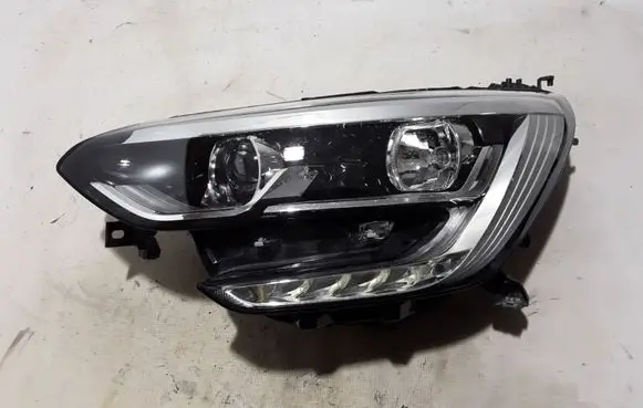 Renault Megane IV Headlight/headlamp 260603157R