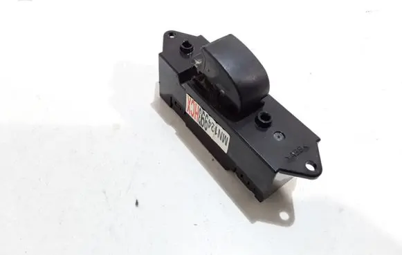 Mitsubishi Lancer Electric window control switch MR587851