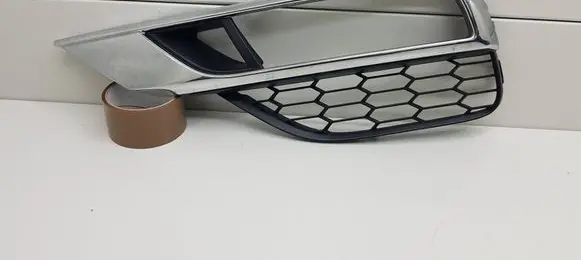 Honda CR-V Front bumper lower grill 71108T1VE0