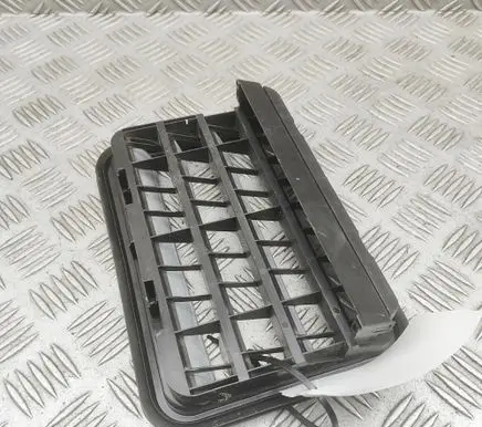 Mercedes-Benz GLE W167 Quarter panel pressure vent A1678308201