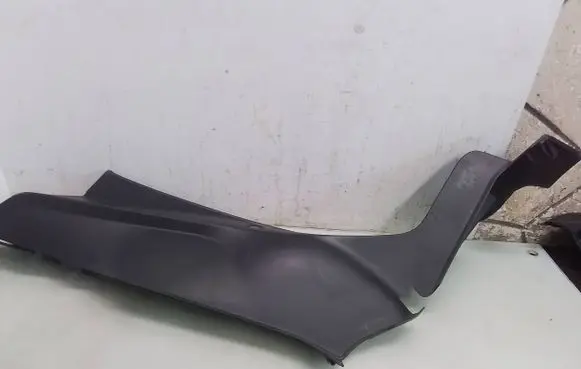 Seat Altea XL Rear seat side bottom trim 5P8867765