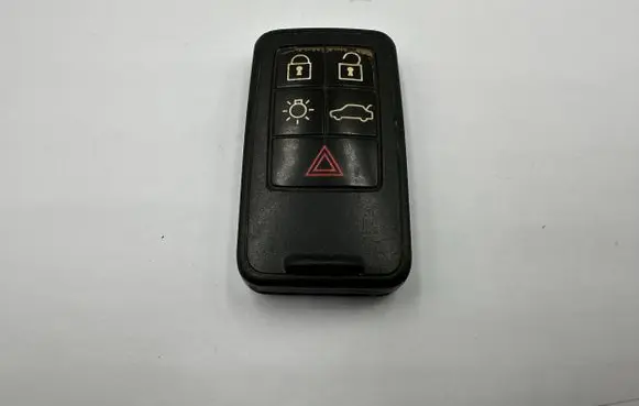 Volvo XC70 Ignition key/card 8676873 5WK49264