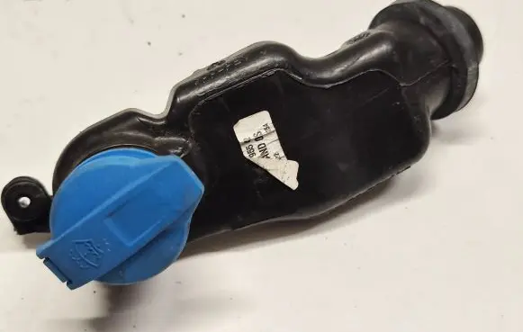 Audi A6 S6 C8 4K Window washer liquid tank fill tube 4K0955462