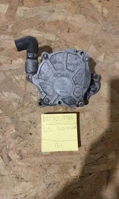 Volkswagen PASSAT B7 Vacuum pump 03L145100F
