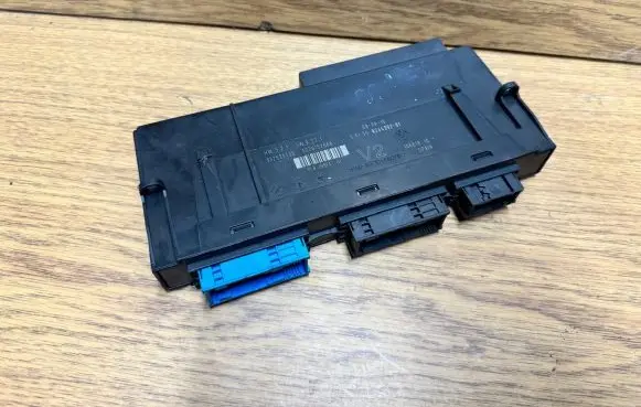 BMW 5 F10 F11 Comfort/convenience module 9244392 5026152668 532535T00