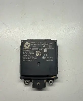 Dodge Durango Blind spot module 68265570AF