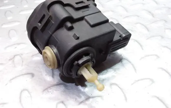 Renault Laguna II Headlight level adjustment motor 8200006664 00816400