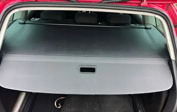 Volkswagen Golf VI Parcel shelf load cover 
