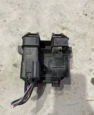 Audi Q7 4M Glow plug pre-heat relay 4M0907282F