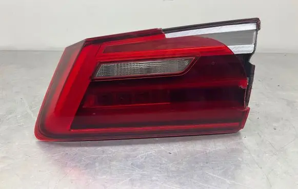 BMW 5 G30 G31 Tailgate rear/tail lights 7376476