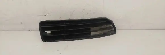 Audi A4 S4 B5 8D Front bumper lower grill 8D0807345B