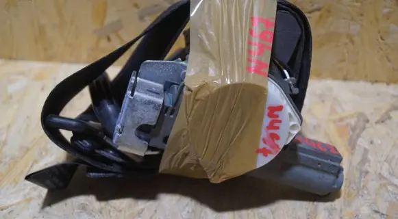 Ford Ecosport Front seatbelt CN15A61295FDW