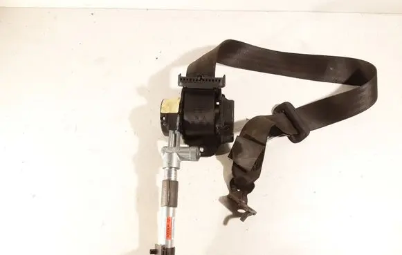 Volvo XC70 Rear seatbelt 30642880