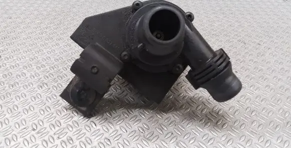 BMW 5 E60 E61 Electric auxiliary coolant/water pump 6922646