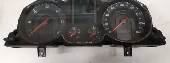 Volkswagen PASSAT B6 Speedometer (instrument cluster) 3C0920971
