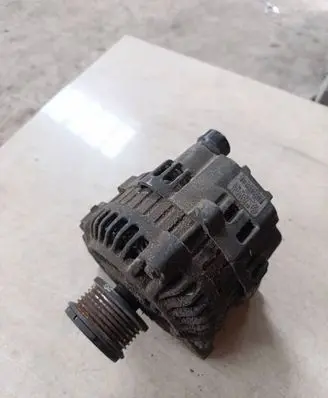 Renault Kangoo I Generator/alternator 8200468131