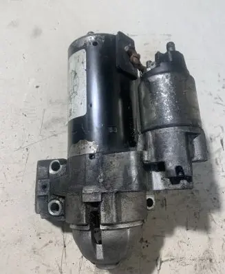BMW 7 F01 F02 F03 F04 Starter motor 8515900