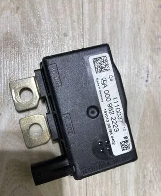 Mercedes-Benz E W212 Power management control unit A0009822223