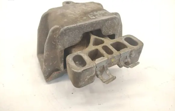 Audi A3 S3 8L Engine mount bracket 1J0199555