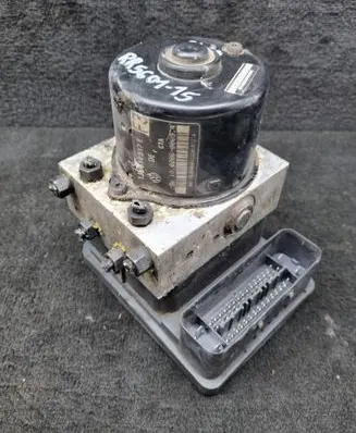 Audi A3 S3 8P ABS Pump 1C0907379E 1J0614517E