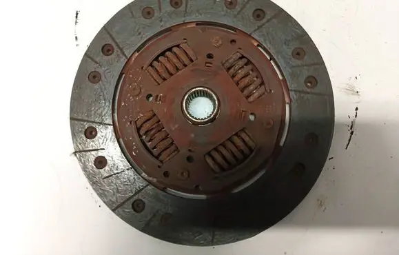 Volkswagen Polo III 6N 6N2 6NF Clutch pressure plate 028141036T