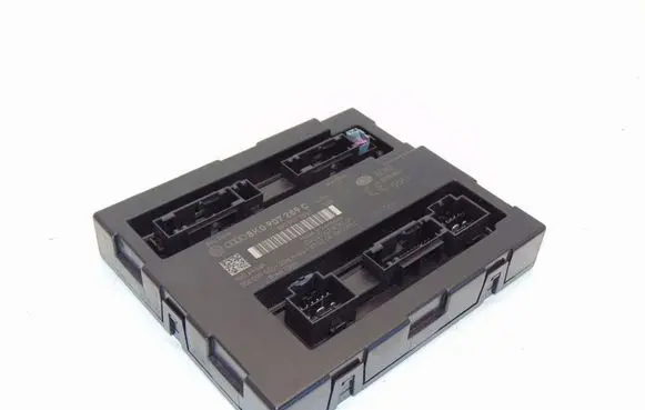 Audi A5 8T 8F Comfort/convenience module 8K0907289C 5DK00940530