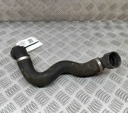 Mercedes-Benz C W205 Engine coolant pipe/hose A2055017484