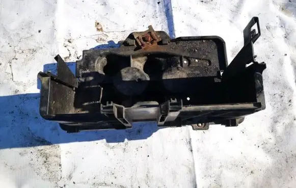 Volkswagen Golf IV Battery box tray 1j0915333