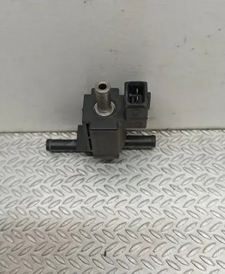 Nissan Qashqai Vacuum valve 70134303 8200603558 16T320