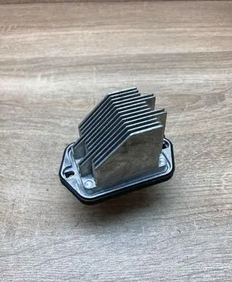 Mazda 6 Heater blower motor/fan resistor PM010010B HB180GJ6A