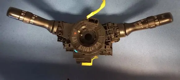 Toyota Auris 150 Indicator stalk 17F144