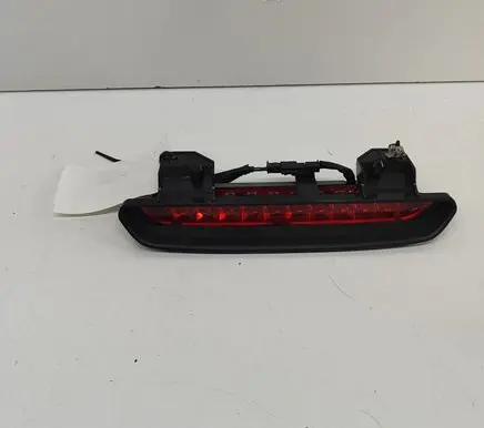 Chevrolet Orlando Third/center stoplight 95031492