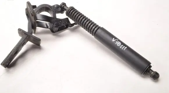Volvo V70 Tailgate hinge 31218425