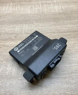 Volkswagen Golf V Gateway control module 1K0907530F 1K0907951