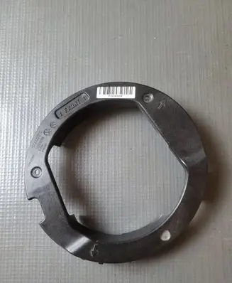 Volvo V90 Cross Country In tank fuel pump screw locking ring/nut 32203558
