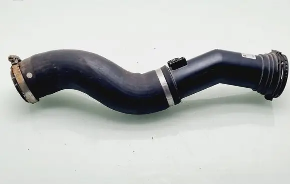 BMW 1 F20 F21 Intercooler hose/pipe 7597588