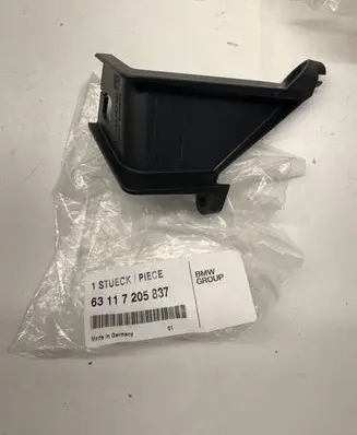 BMW X5 E70 Headlight/headlamp mounting bracket 63117205837 7205837 2118