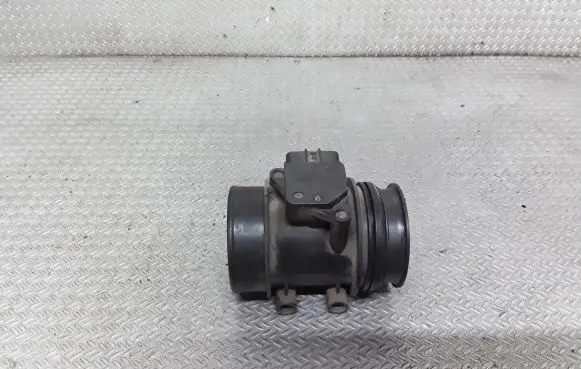 Volvo V70 Mass air flow meter 30713512