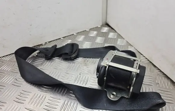 Seat Ibiza IV (6J,6P) Front seatbelt 6J3857706 6153342