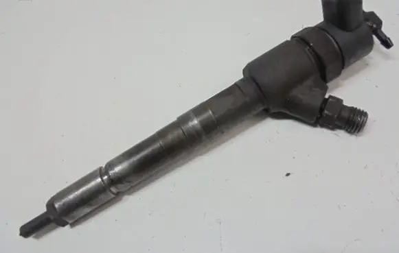Fiat Panda 141 Fuel injector 0445110083