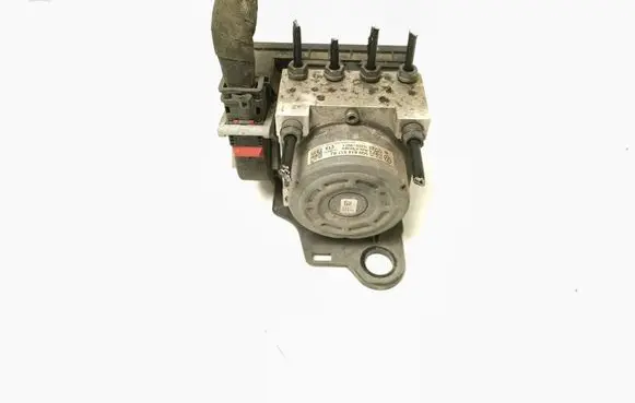 Volkswagen PASSAT B8 ABS Pump 5Q0614517BJ