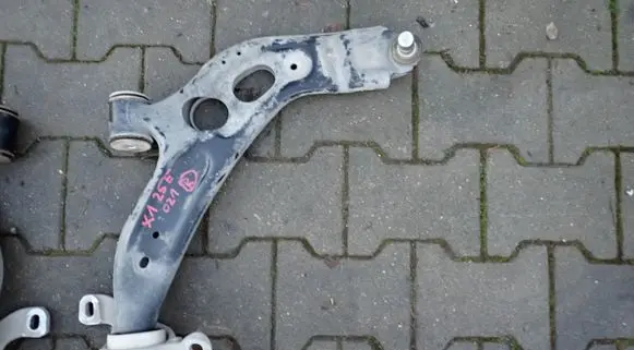 BMW X1 F48 F49 Front lower control arm/wishbone 