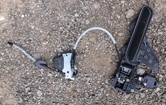 Renault Megane E-Tech Coupe door lock (next to the handle) 241870727 805035458R