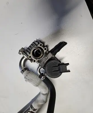 BMW 5 E60 E61 EGR valve 754841503 7548415