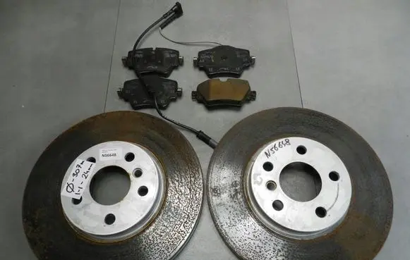 BMW X1 F48 F49 Front brake disc 6799351